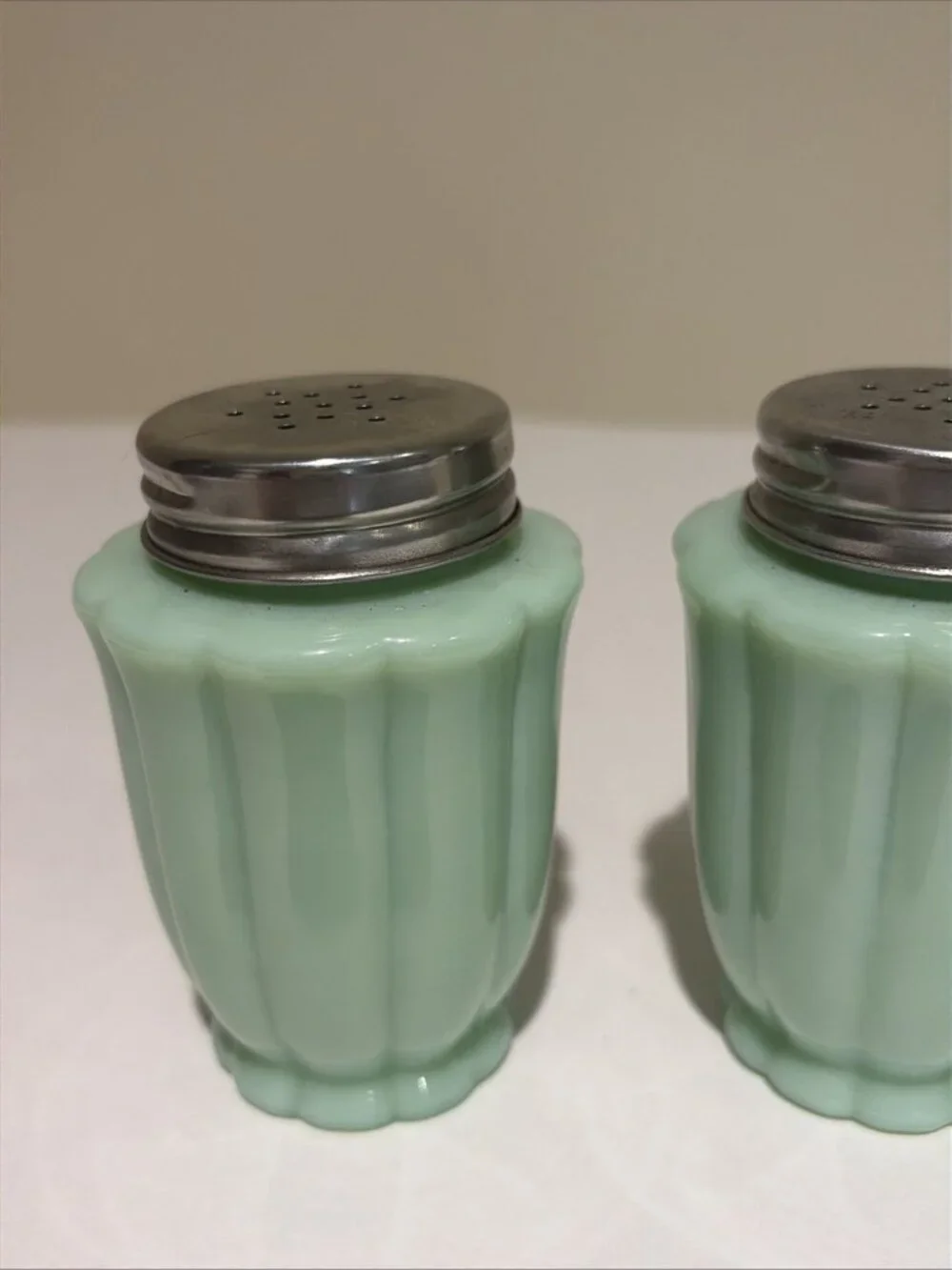 The Pioneer Woman Timeless Beauty Jade Milk Glass Salt & Pepper Shakers EUC